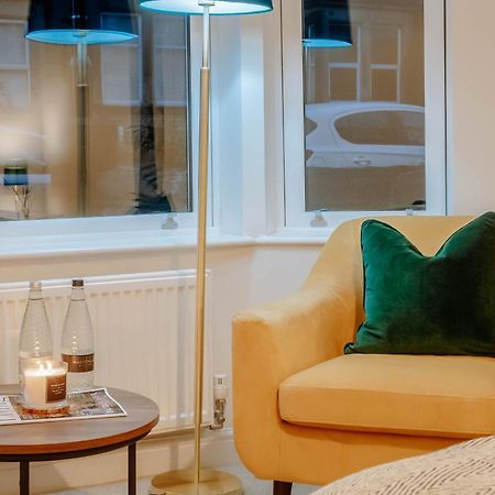 Mayfield - Central Harrogate Apartment - Ground Floor 외부 사진