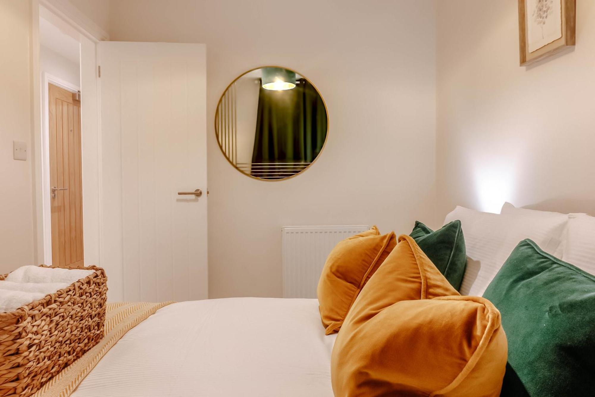 Mayfield - Central Harrogate Apartment - Ground Floor 외부 사진